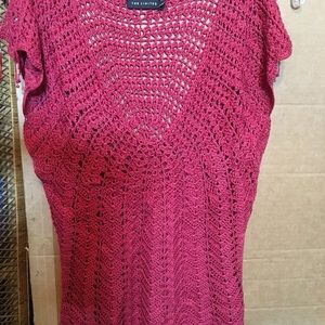 Limited top - fancy crochet